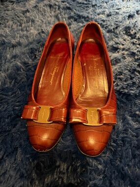 Salvatore Ferragamo Women's Cognac Leather Vara Bow Flats with Gold Buckle